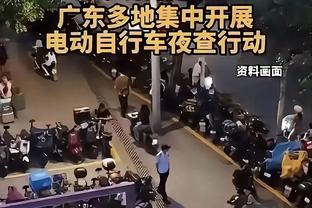 徐杰调侃和皮特森摩擦：喜欢跟他深入交流怎么了 我觉得也没啥